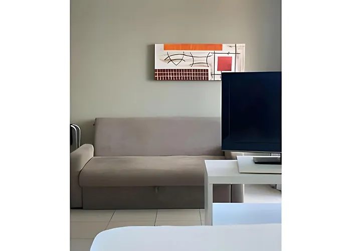 Apartamento Em Areia Preta Com Vista Para O Mar