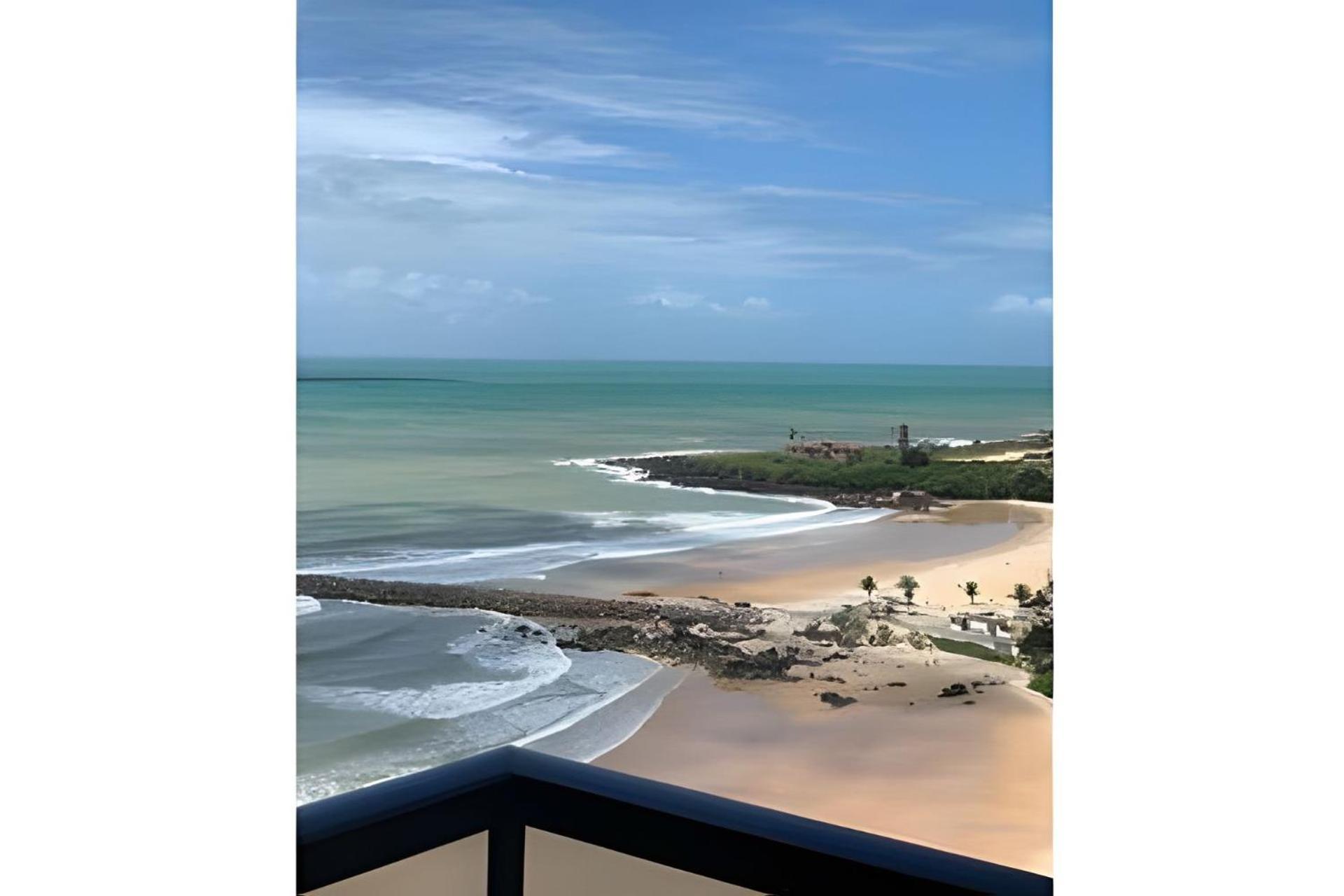 Apartment Em Areia Preta Com Vista O Mar